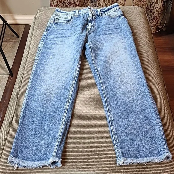 KanCan Straight Leg Jeans - Picture 11 of 11